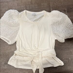 Current Air white puff sleeve wrap Top size small